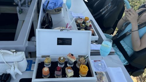 Dinner in the Sky Dubai restaurant reservation service for popular restaurants 2