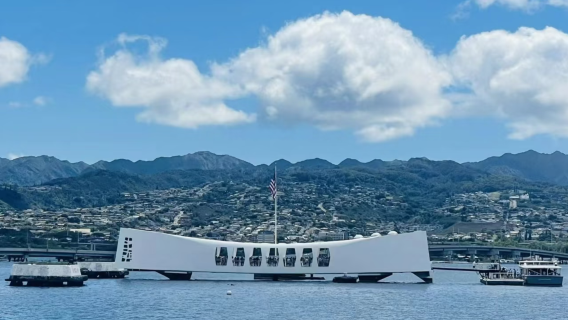 夏威夷歐胡島日遊威基基海灘+鑽石頭山+古蘭尼牧場+伊歐拉尼宮