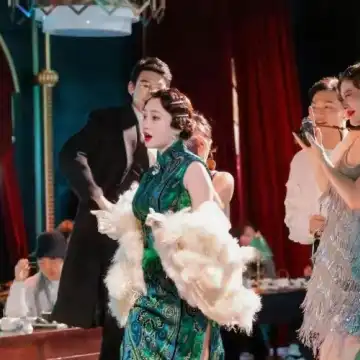 上海】外灘1930・上海百年建築民国ディナーショー|地下鉄豫園駅近く