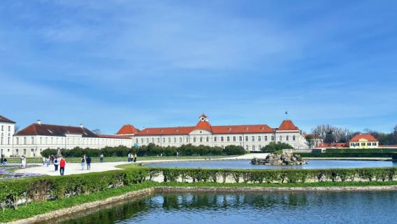 德國柏林來回奧拉寧堡宮-奧拉寧堡老城--萊尼茨湖-包車-精選