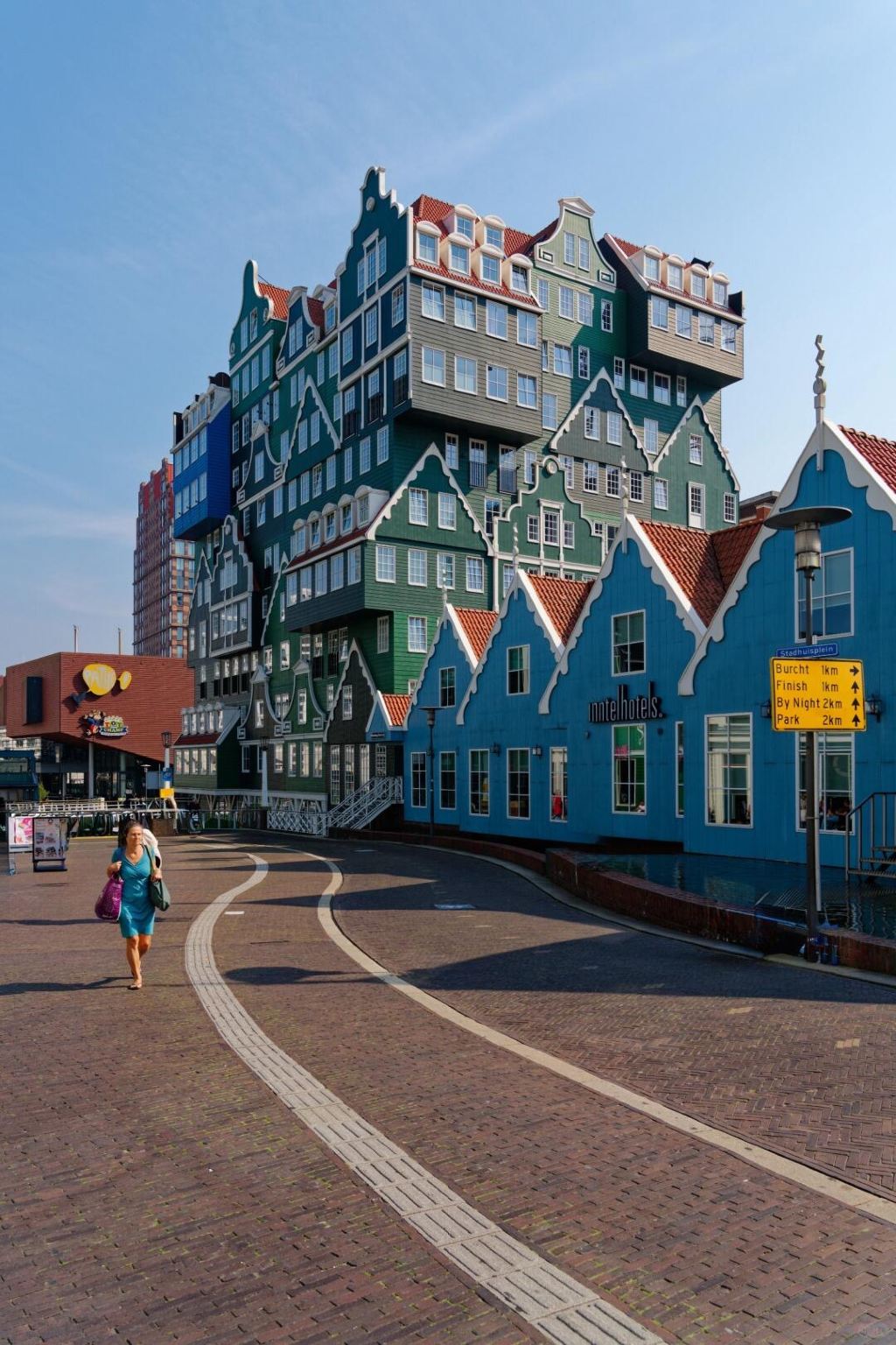 荷蘭一日遊：喜力啤酒博物館+贊丹+阿爾克馬爾