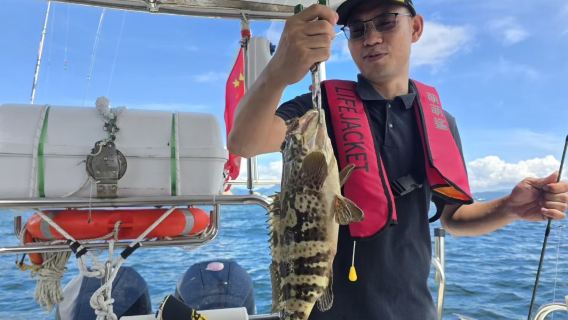 深圳自家遊艇、釣魚艇、帆船多船型可選拼船包船海釣出海遊艇租賃