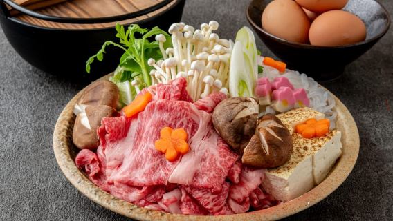 Osaka: Sumo Show & Experience with Hot Pot Meal and Kimono