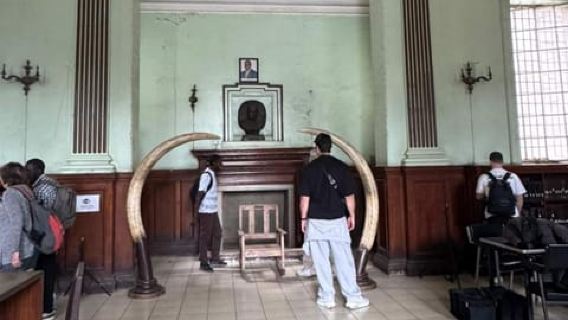 Nairobi: City Walking Tour And Masaai Market Shopping/Visit