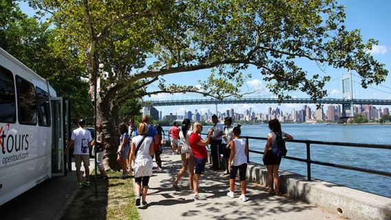 From Manhattan: Bronx, Queens and Brooklyn Half-Day Tour