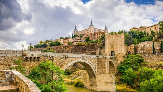 Toledo: Day Trip from Madrid + Tapas and Wine