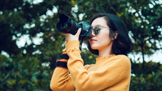 In ganz Vanuatu sind alle Arten von Dolmetschern, Reiseleiter , Privattransfer, Fotografen, Geschäftsbegleitern, medizinischen Begleitern, Reiseführern und individuellen Dienstleistungen verfügbar.