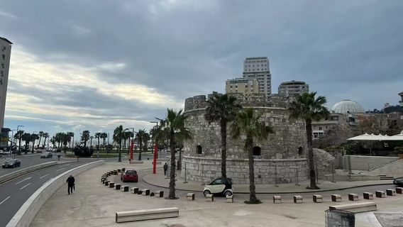 地拉那日遊