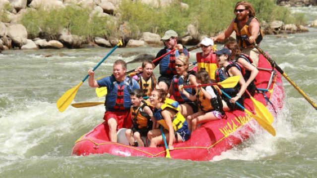 From Gardiner: Yellowstone River Whitewater Rafting & Lunch