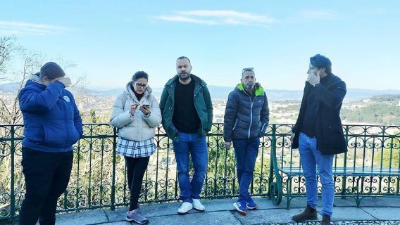 Desde Oporto: excursión de un día a Braga y Guimarães con almuerzo