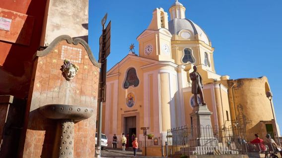 Visita guidata di Procida con partenza da Ischia HD