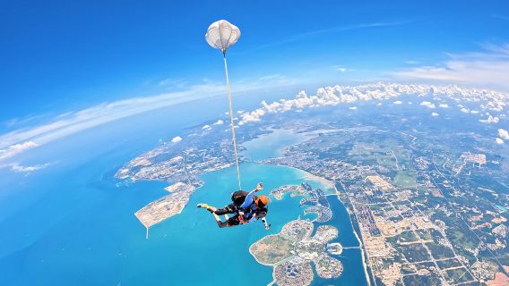 海南儋州加速海景跳傘官方預約三亞博鰲樂東萬寧【海景跳傘+教練1V1帶跳+美美出片+影片剪輯】