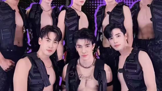 โอเชียนสกาย พัทยา | ชั้นดาดฟ้า 3 ของงานมหกรรม Oriental Carnival | นายแบบและสาวประเภทสอง