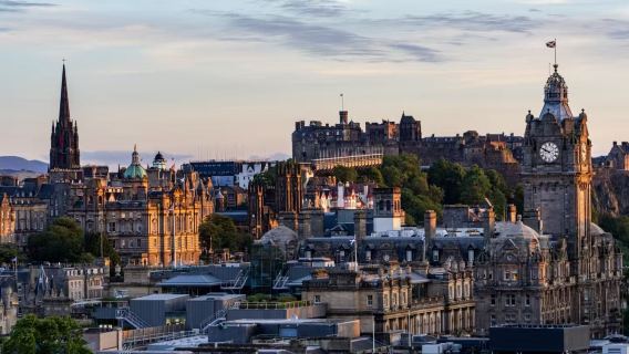 英國愛丁堡皇家英里大道+聖吉爾斯大教堂+城堡+卡爾頓山一日遊