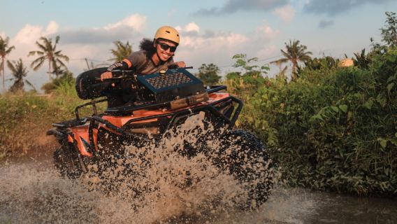 우붓 발리에서 즐기는 베지 강 ATV 어드벤처(점심 포함)