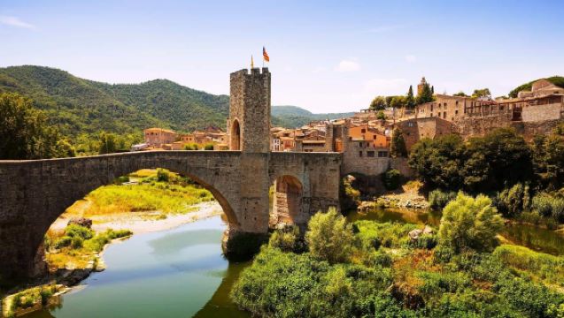 8-Person Small Group Day Tour to Besalú, Vic, and Medieval Towns from Barcelona, Spain