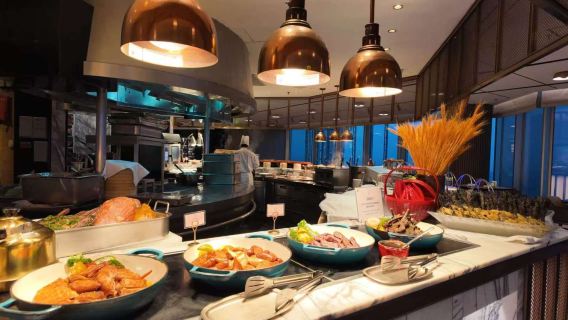 On56 Seafood Buffet Restaurant at Grand Hyatt Shanghai on the 56th Floor of Jin Mao Tower