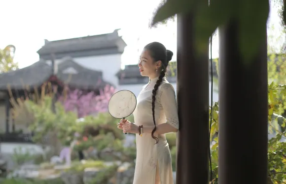 武邑Trip Moments【婚紗照微電影航拍/婚禮跟拍攝影/訂婚跟拍/宣傳片】