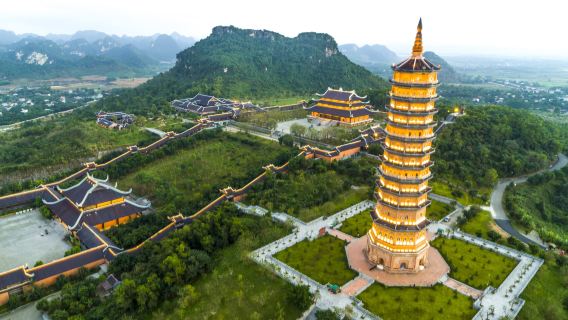 ทริปวันเดียวส่วนตัวหรูที่นิญบิ่งห์: วัดไบ่ดิ่งห์, ทุ่งข้าวทองวันลอง ต้นทางจากฮานอย