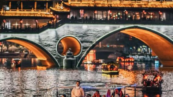 Partenza da Chengdu: tour privato di 10 ore in città (trasferimento in auto privata · guida in inglese · attrazioni flessibili)