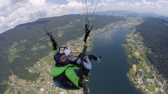 Kärnten/Ossiachersee: Paragleiten " Thermikflug"