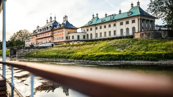 Dresden: Elbe River Cruise to Pillnitz Castle