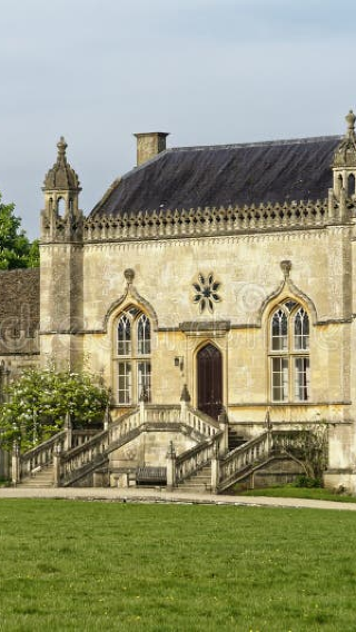 London Harry Potter filming location Lacock + Cotswolds AONB 1-day tour [English-speaking group]