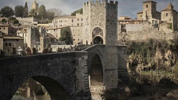 Sepanyol Barcelona - Kota Lama Zaman Pertengahan Besalú - Taman Gunung Berapi Garrotxa Sewaan Peribadi - Klasik