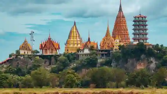 北碧府野生動物園+桂河大橋+死亡鐵路一日遊【專車專導】
