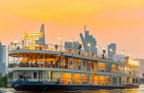 西貢河濱城公主郵輪晚餐巡遊