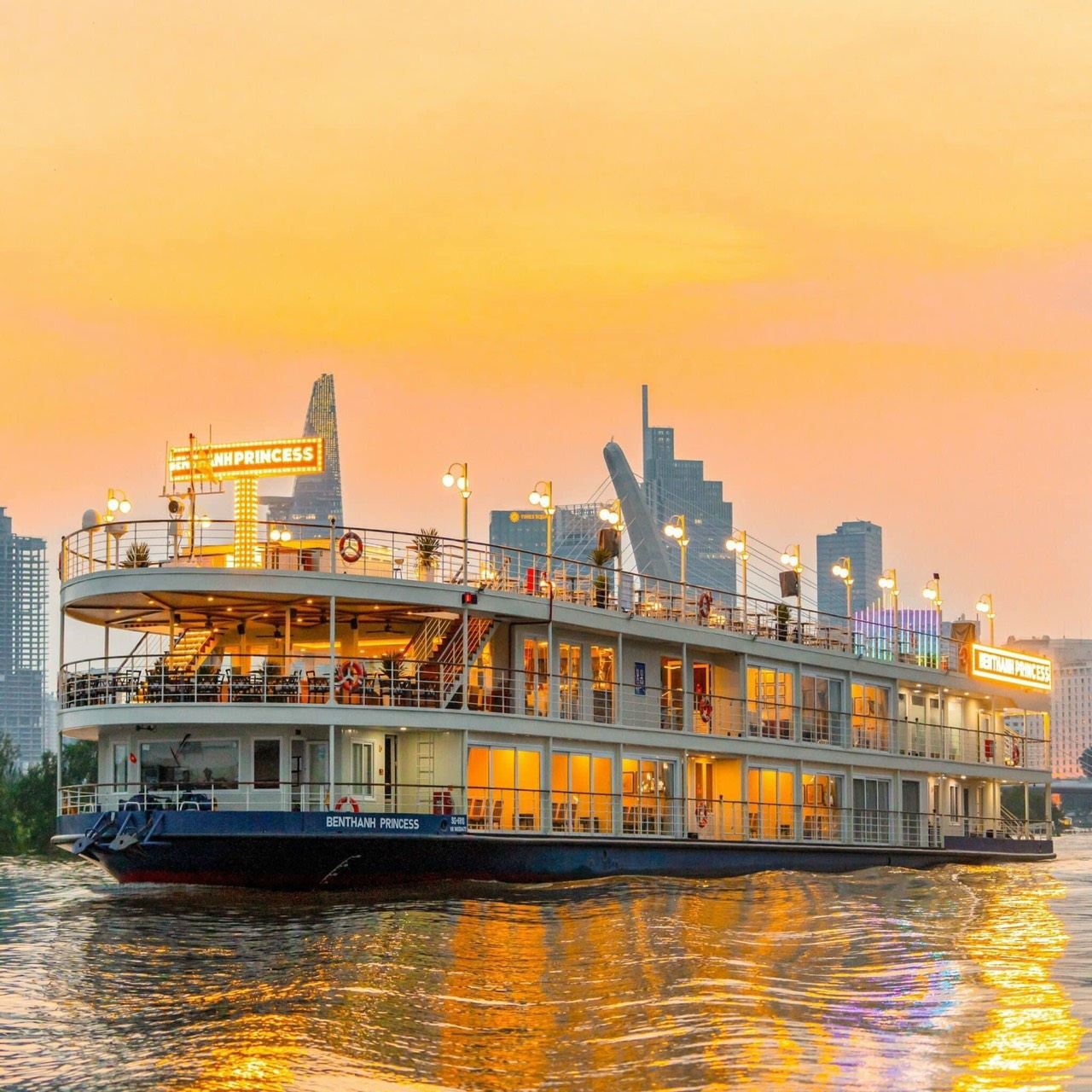 Ben Thanh Princess Dinner Cruise on Saigon River | Ho Chi Minh city