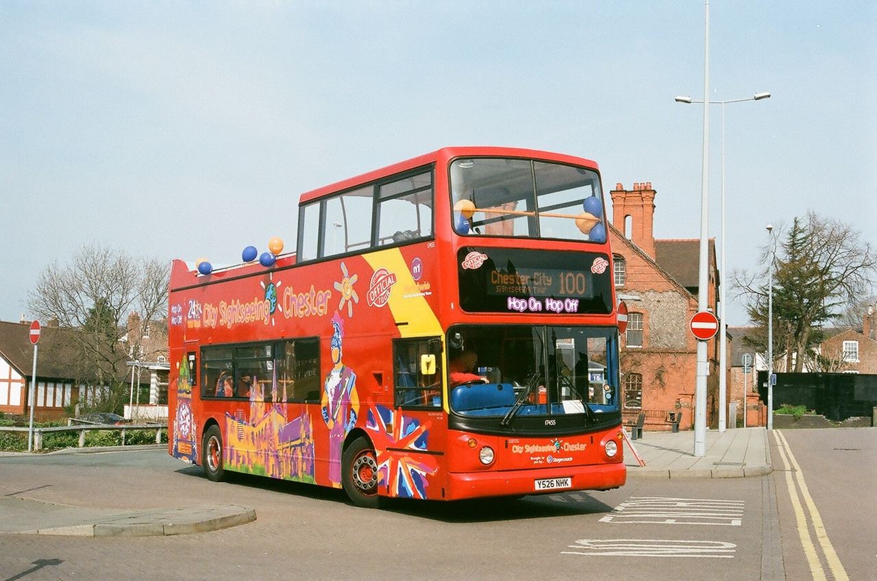 Chester City Sightseeing Hop-on-Hop-off-Bus in Großbritannien
