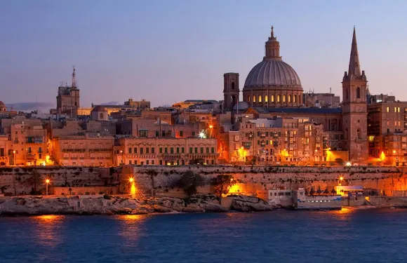 夜遊莫斯塔、姆迪納及瓦萊塔