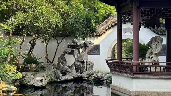  Shanghai Private Day Tour+Zhujiajiao Ancient Water Town+Bund Night Cruise+Buffet Dinner