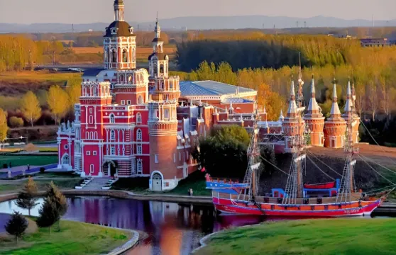 伏爾加莊園一日遊|來回接駁車