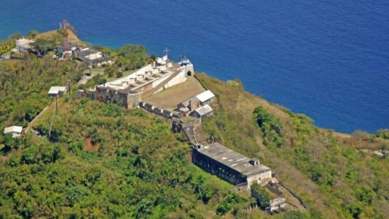 St. Vincent: Leeward Island Tour mit Dark View Falls