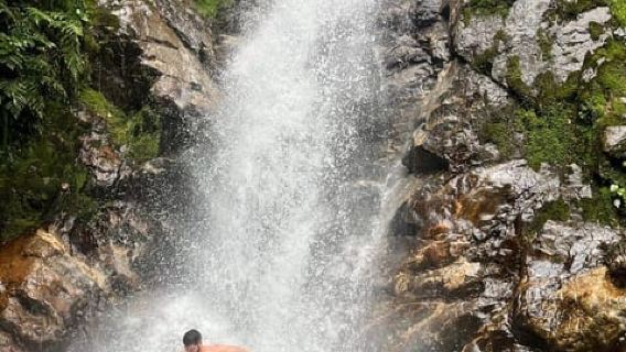 Medellín: Tour đi bộ đường dài đến thác nước bí mật kèm đồ ăn nhẹ và cà phê