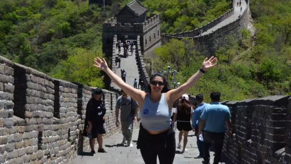 Mutianyu Great Wall Small Group Tour [Mini·8 People·Hotel Pickup·Optional Specialty Grilled Fish Lunch]