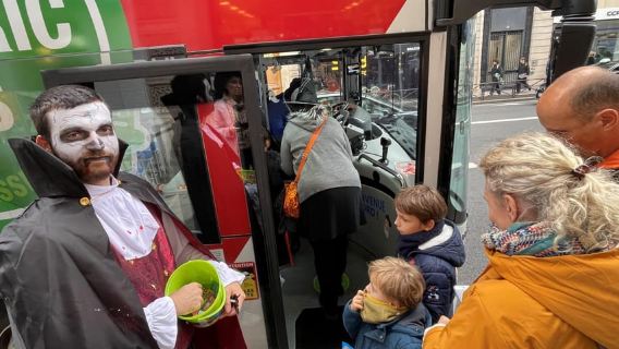 Paris : Expérience de visite en bus pour enfants Tootbus