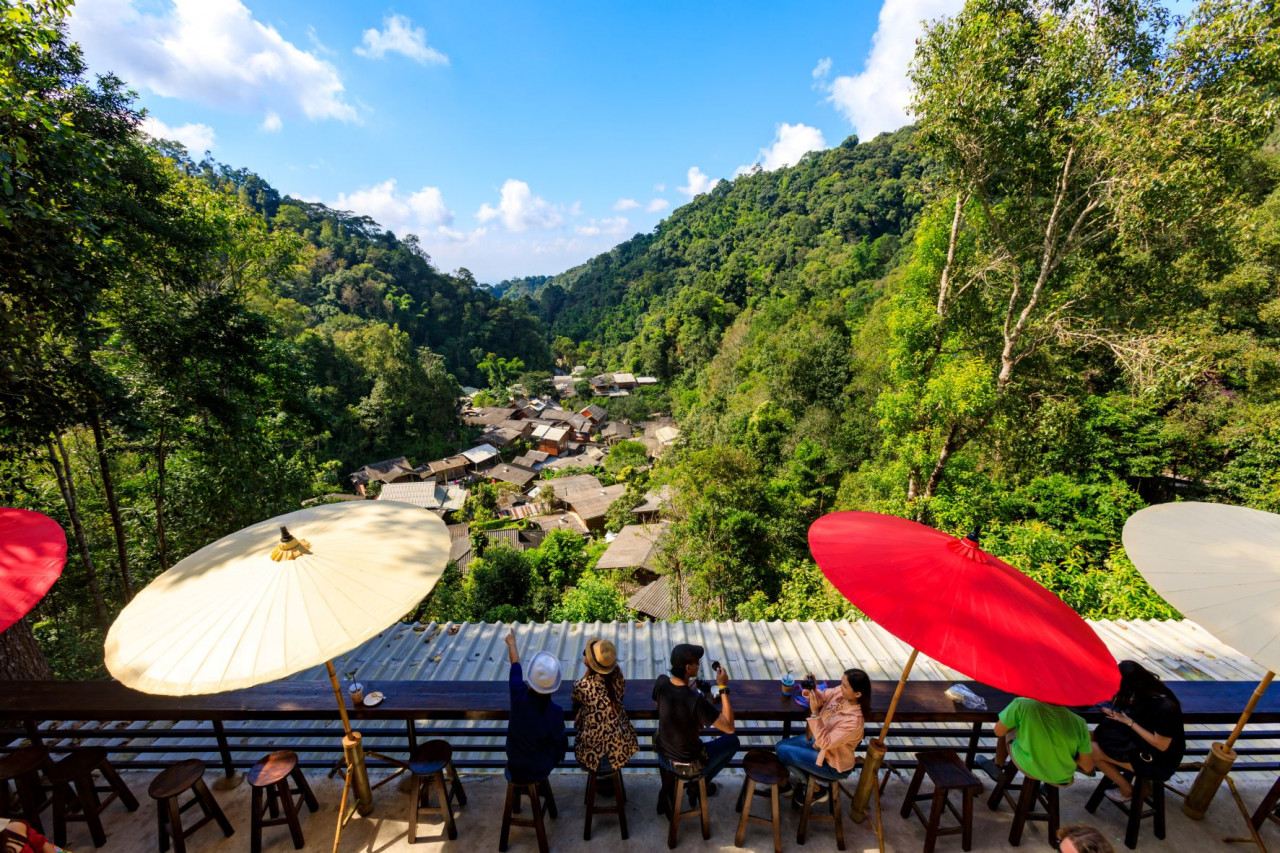 清邁飛躍叢林+泰囧村+溫泉公園一日遊（中文司機包車行）