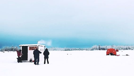 阿拉斯加費爾班克斯〈冰湖垂釣及烤魚之旅〉