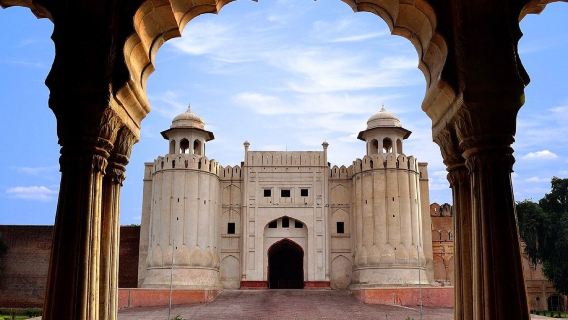 巴基斯坦拉合爾｜旅遊陪同翻譯｜展會｜商務考察洽談｜自由行地接｜接機 （可私人定制）