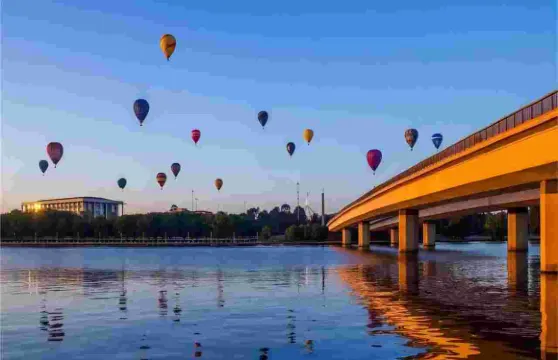 【中文司導】坎培拉首都一日遊中文司導悉尼來回