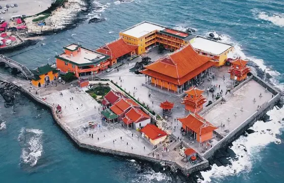 泉州專車專導私家團【晉江梧林傳統村落+洛伽寺+黃金海岸+小威海】