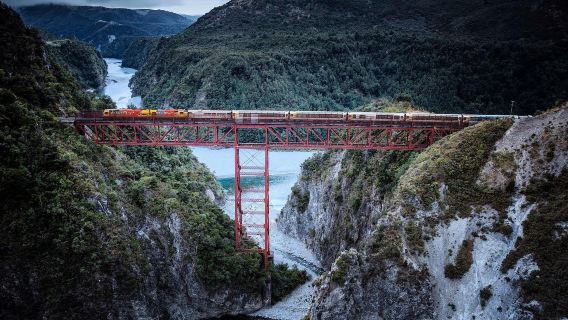 Tagesausflug nach Arthur's Pass und mit der TranzAlpine von Christchurch in Neuseeland [Englischsprachige Tour]