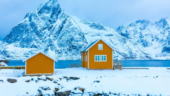 Passeio clássico de um dia pelas Ilhas Lofoten + Ponto de Check-in do Planeta Solitário + Casas Amarelas + Vila de Å (chinês/inglês)