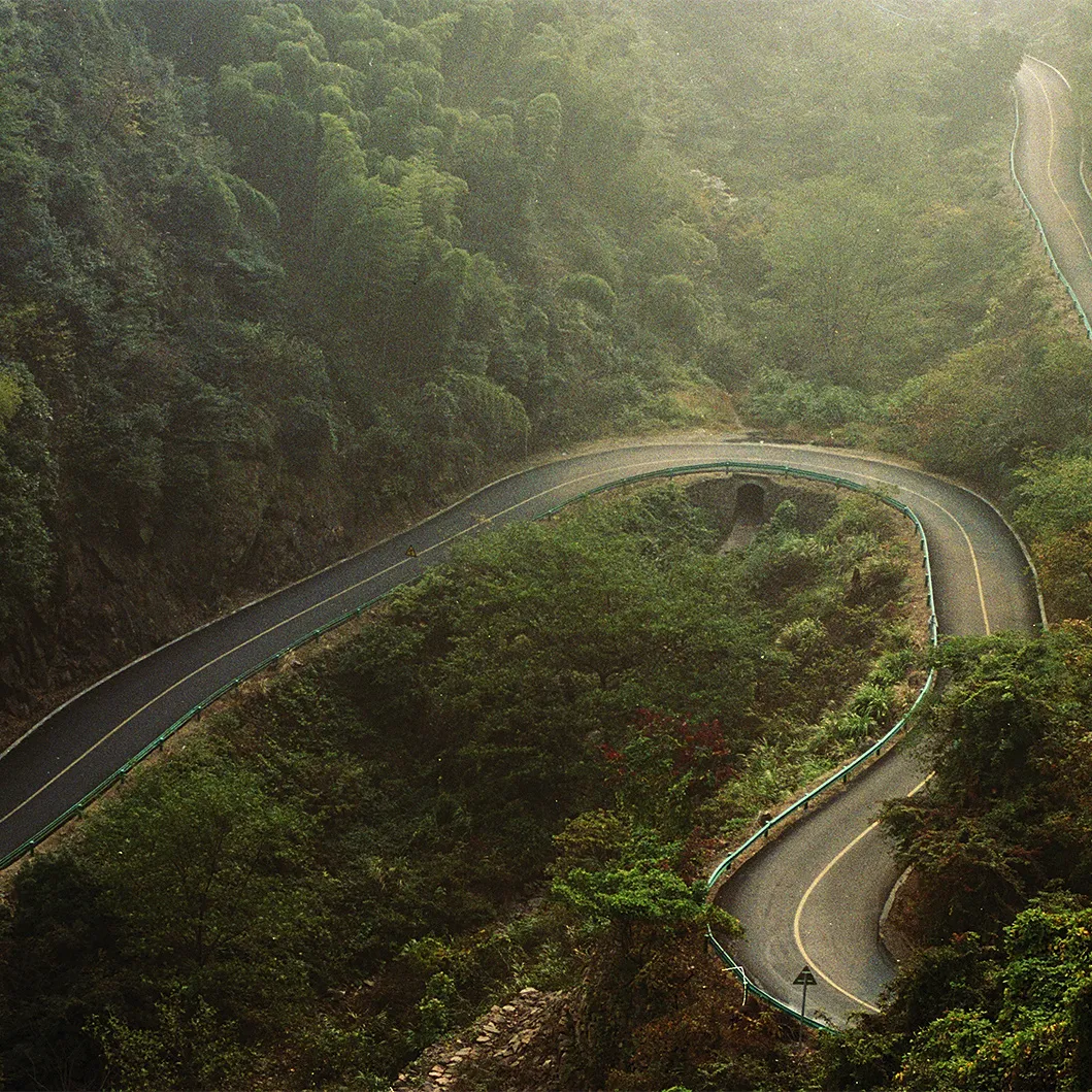 Partenza da Tokyo: tour di un giorno al Museo dell'Auto, alla strada termale di Ikaho, al Monte Haruna e al Lago Haruna