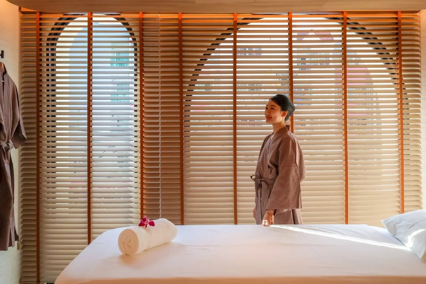 Phuket Makkha Spa, a popular check-in spot with exquisite European style, offering a healing and relaxing experience.