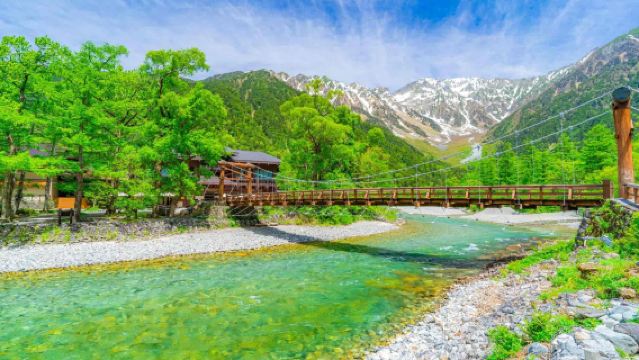 1-person group | Kamikōchi walking and photography 1-day tour in Nagano, Japan