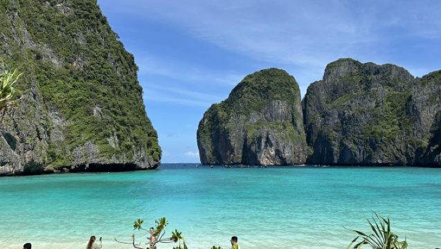 普吉島出發：皮皮島、瑪雅灣和蛋島快艇之旅【三島聯遊+含泰式午餐】
